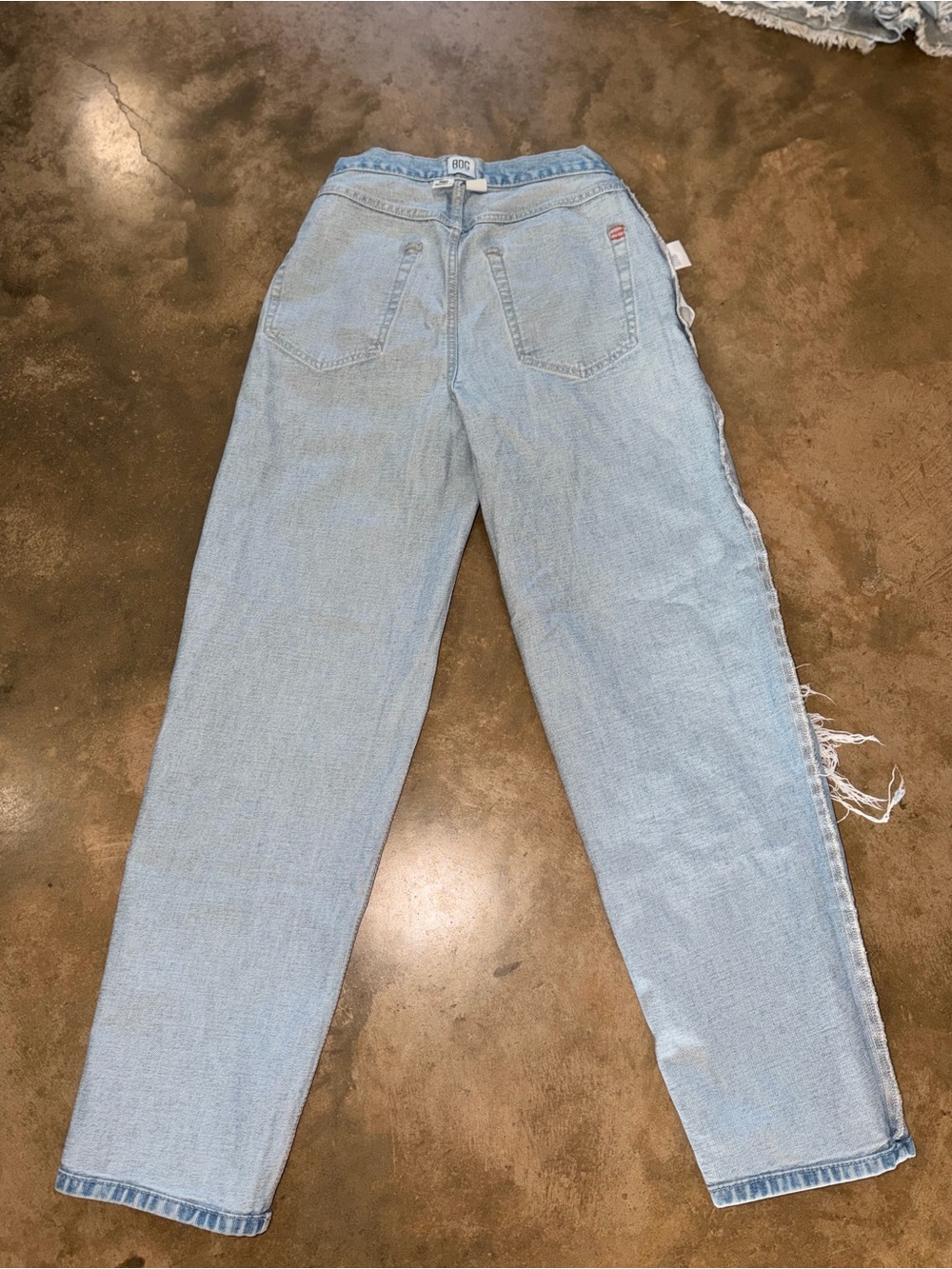 BDG Urban Outfitters Baggy Boyfriend Distressed Jeans Light Wash 27 L32 - Picture 9 of 12